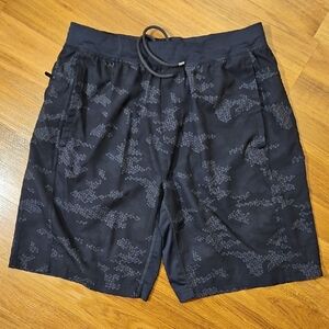 Gaiam Athletic Linerless Shorts Size Medium